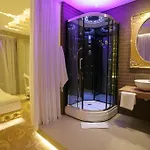 Hotel Ramka & Restaurant & Wine Bar Aparthotel