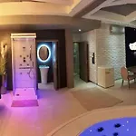 Hotel Ramka & Restaurant & Wine Bar Aparthotel