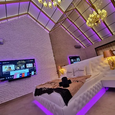 Ramka & Restaurant & Wine Bar 3* Poznań