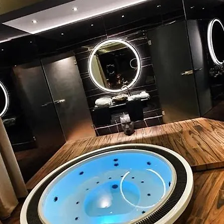 Ramka&restaurant&wine Bar Aparthotel Posen