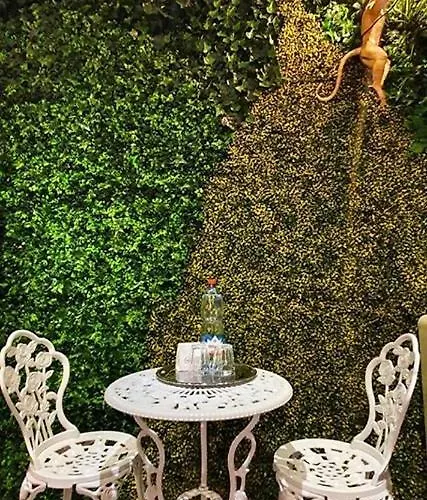 Ramka & Restaurant & Wine Bar Апарт-отель Познань