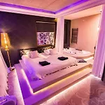 Ramka & Restaurant & Wine Bar 3*