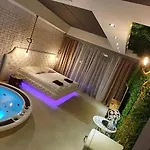 Lejlighedshotel Ramka & Restaurant & Wine Bar 3*