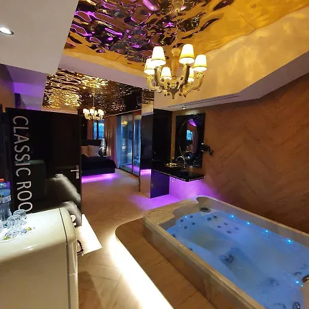 Apartmanhotel Ramka & Restaurant & Wine Bar Poznań