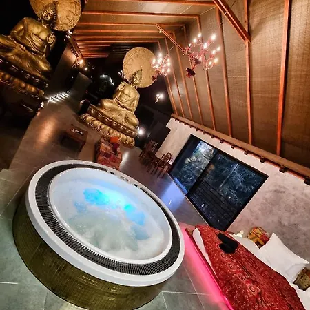 公寓式酒店 Ramka & Restaurant & Wine Bar 3*