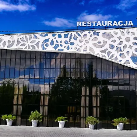 Ramka & Restaurant & Wine Bar 3*