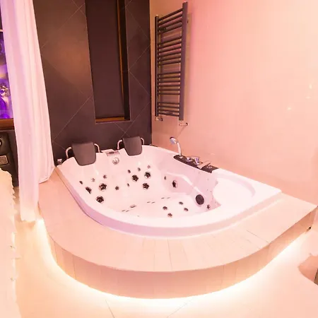 Aparthotel Hotel Ramka & Restaurant & Wine Bar