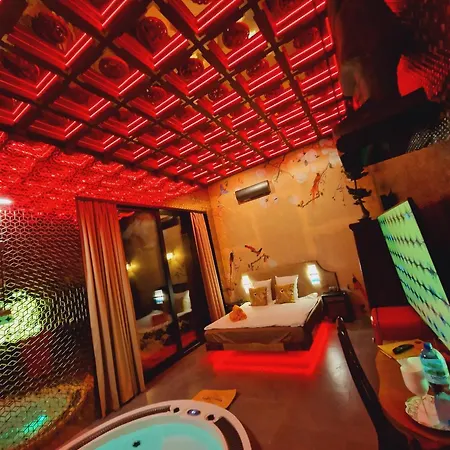 公寓式酒店 Ramka & Restaurant & Wine Bar 3*