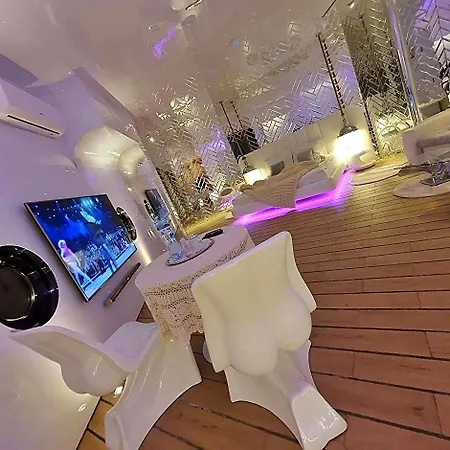 Apartmanhotel Ramka & Restaurant & Wine Bar