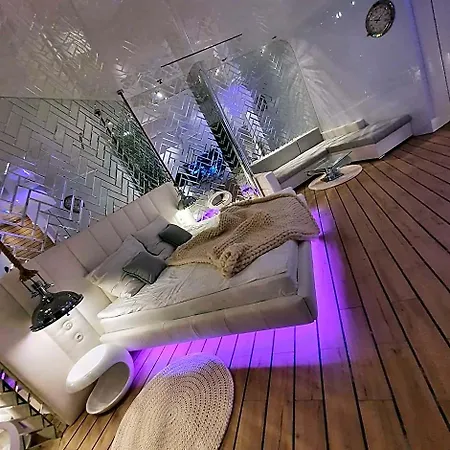 Ramka & Restaurant & Wine Bar Apartmanhotel