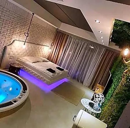 Ramka & Restaurant & Wine Bar Apartmanhotel