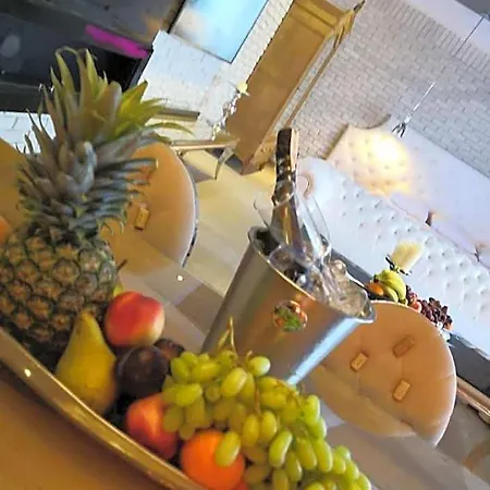 Apartmanhotel Ramka & Restaurant & Wine Bar Poznań
