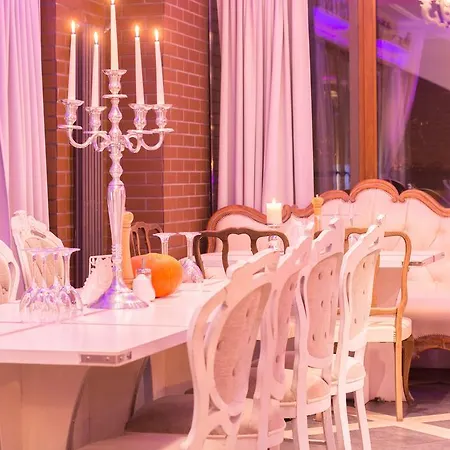 Ramka & Restaurant & Wine Bar 3*
