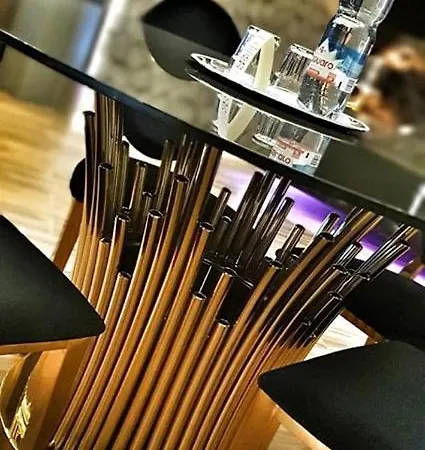 Ramka & Restaurant & Wine Bar