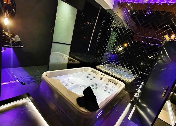 Hotel Ramka & Restaurant & Wine Bar Aparthotel Poznan