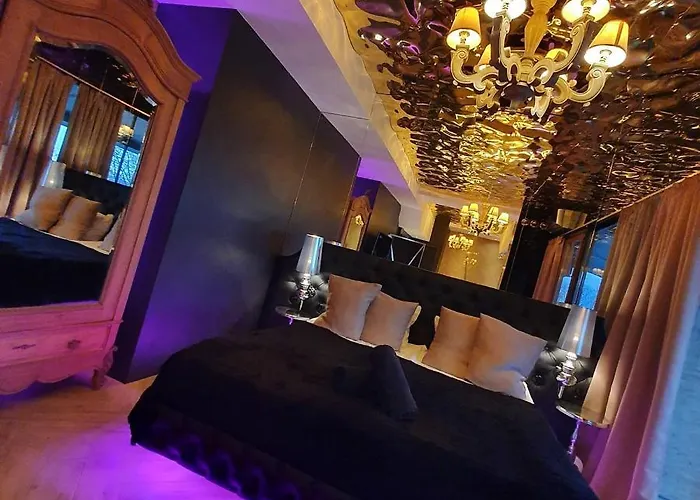 Ramka & Restaurant & Wine Bar פוזנן