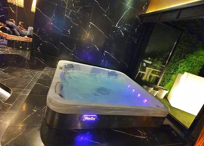 Hotel apartamentowy Ramka & Restaurant & Wine Bar 3*