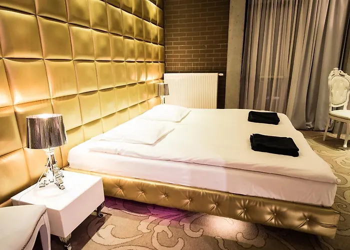 Hotel Ramka & Restaurant & Wine Bar Aparthotel Poznan