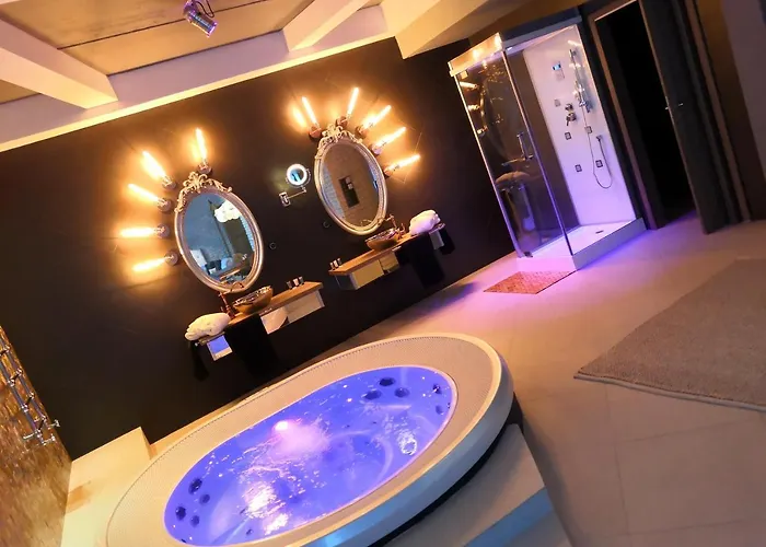 Hotel Ramka & Restaurant & Wine Bar Aparthotel Poznan